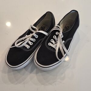 Vans Women's Black and White Sneakers
